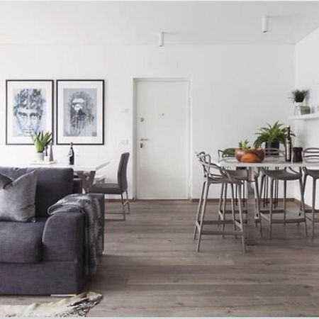 Ulivi Luxury Loft & Pool - The House Of Travelers Appartement Carate Urio Buitenkant foto