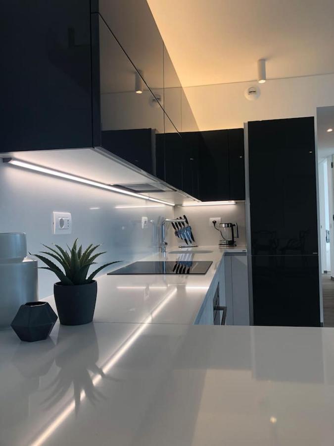 Ulivi Luxury Loft & Pool - The House Of Travelers Appartement Carate Urio Buitenkant foto