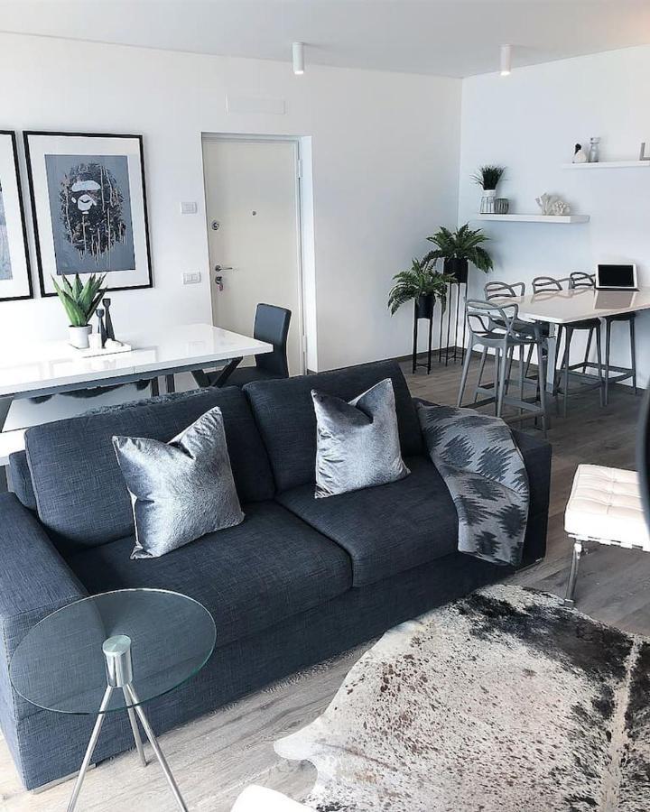 Ulivi Luxury Loft & Pool - The House Of Travelers Appartement Carate Urio Buitenkant foto