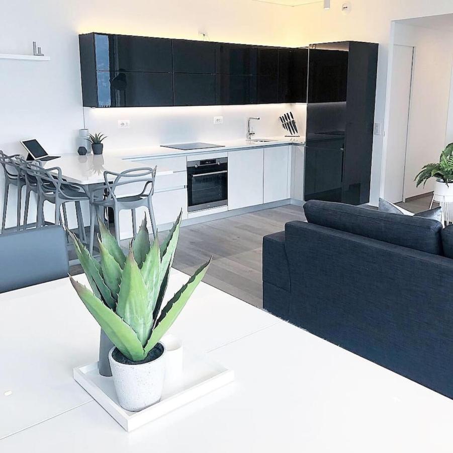 Ulivi Luxury Loft & Pool - The House Of Travelers Appartement Carate Urio Buitenkant foto